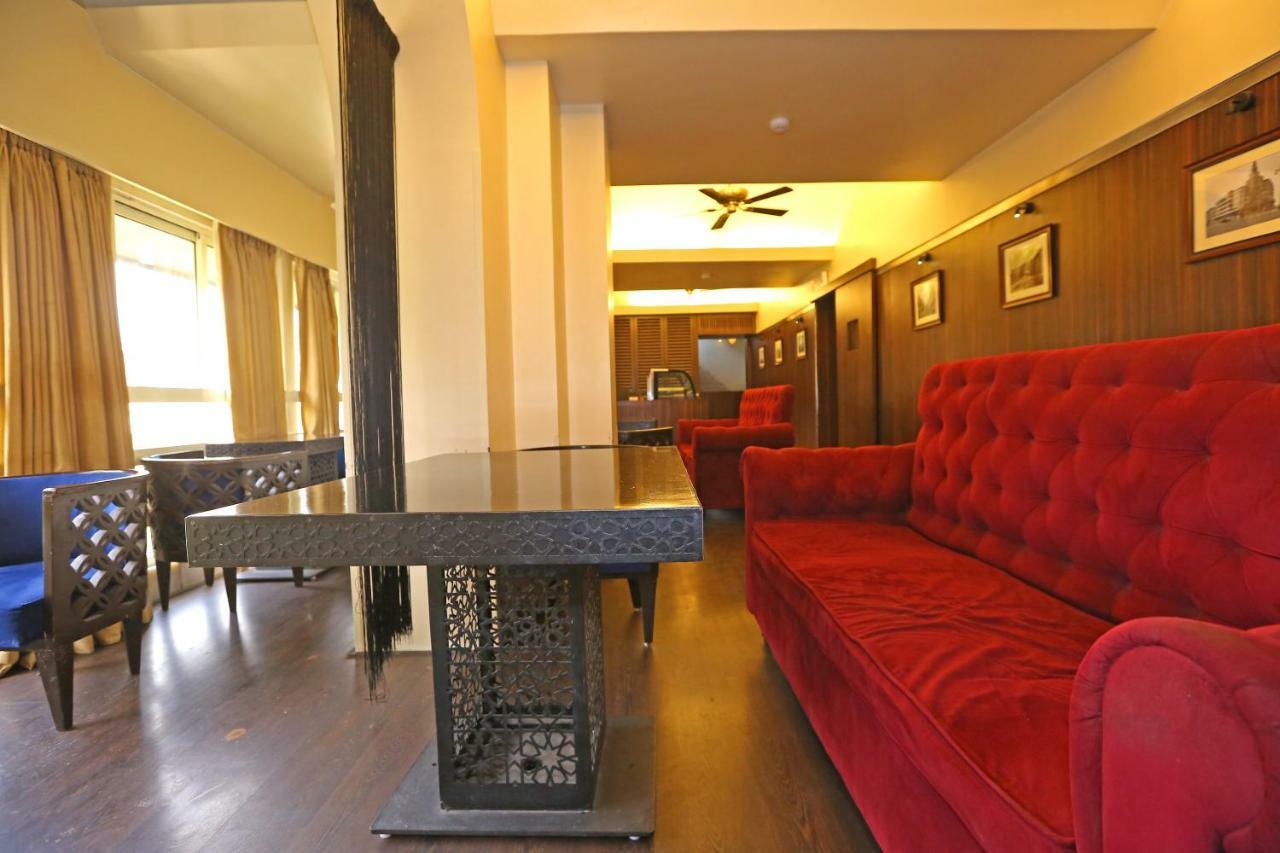 Gulf Hotel Bombay Esterno foto